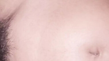 I called Shali to the room and drained out the water with Harry Pussy. 😋