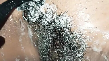 Desi girl pacified the heat herself