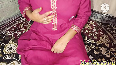 Amrita bhabhi ko pela in house Hindi audio.