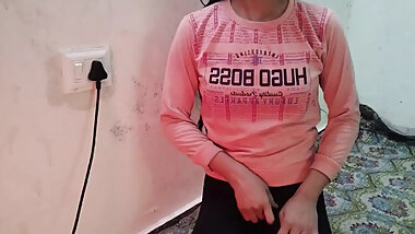 Chachi ko chod kar jabar dasti doodh nikala