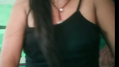 Desi girl masturbating with brinjal best college sex 2025