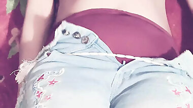 Desi indian tannu bhabhi sucking 💦 his stepbrother cock and cum swallowing in mouth.