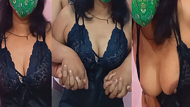 A red light area ,indian whore  is fucked in doggy style Part 1