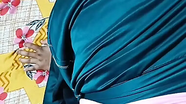 Mallu chechi doggy sex cumshoot