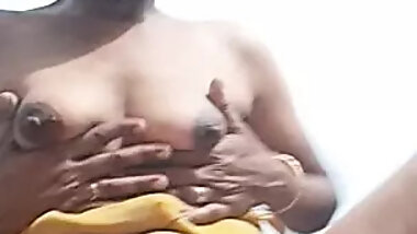 Tamil aunty ( indian aunty)