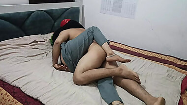 Big black cock fucks tight pussy Arabic wife for the first time with big cumshot Video 2