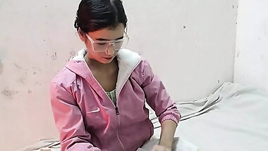 Big step sister ko paise dekae jabar dasti pakad chod diya