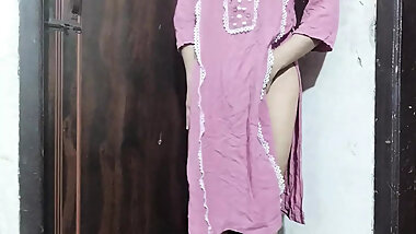 X video dikha kar jabar dasti choda