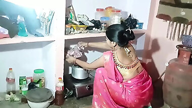 Delhi girl full fun in Her house with her boyfriend