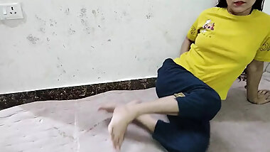 Cute step sister ko ghar me band kar ke jabar dasti choda