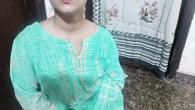 Bhabhi ki tight chut ko dhila kar diya
