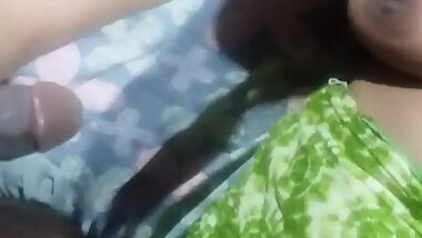 Step-sister's Step-brother Sucked Her Pussy and Finished the Job by Stretching Her Pussy