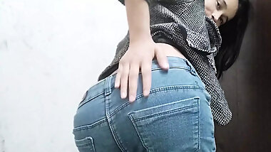 Abbu jaan ne eid me jabar dasti pel diya