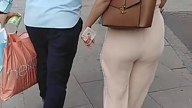 Phat Indian ass Nutbuster