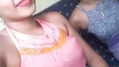 sexy girl doing selfies.mp464.7M