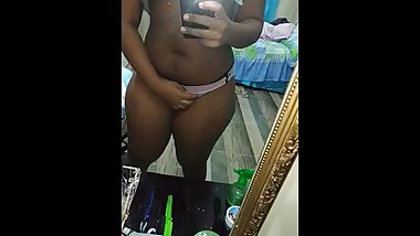 She like sending me videos