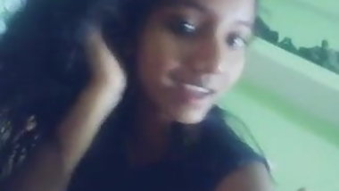 Young Indian Teen - Nude Selfie Video Leaked