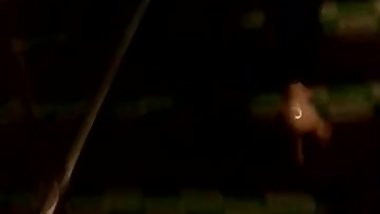 High Heeled Delhi girl in Metro station