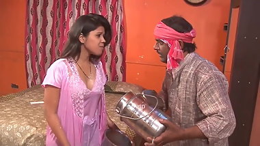 Indian hot aunty showing her boobs to milkman