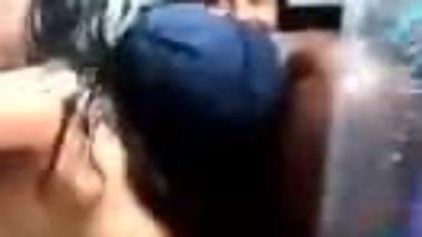 Two indian amateur couple fuck in the shower - nicolo33