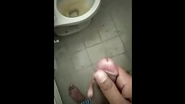HORNY INDIAN MARK DEEP JERKING IN CAM LIVING IN ANGELES CITY MAKE IT VIRAL